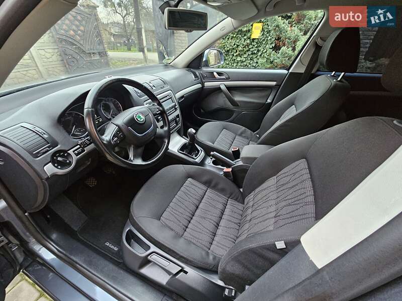 Универсал Skoda Octavia 2009 в Луцке фото 36 Универсал Skoda Octavia 2009 в Луцке