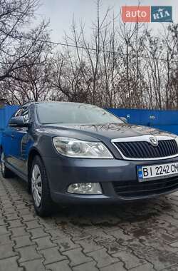 Універсал Skoda Octavia 2011 в Гадячі