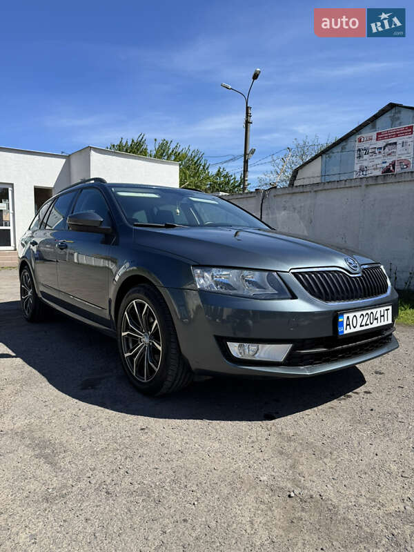 Универсал Skoda Octavia 2015 в Ужгороде