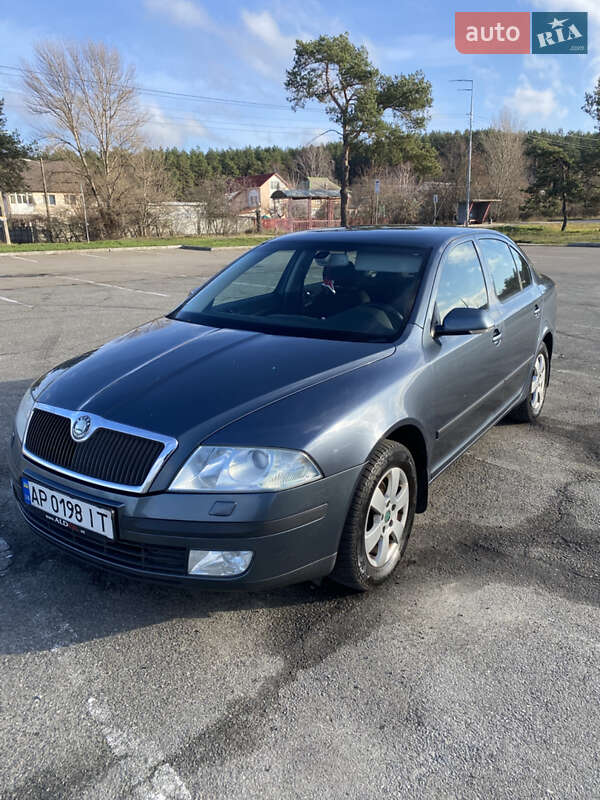 Лифтбек Skoda Octavia 2005 в Киеве