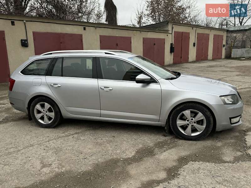 Універсал Skoda Octavia 2014 в Кам'янець-Подільському