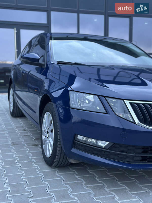 Лифтбек Skoda Octavia 2017 в Тернополе