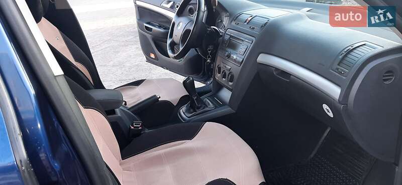 Лифтбек Skoda Octavia 2008 в Днепре