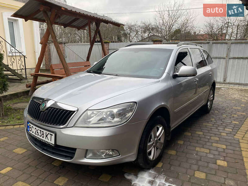 Універсал Skoda Octavia 2012 в Львові