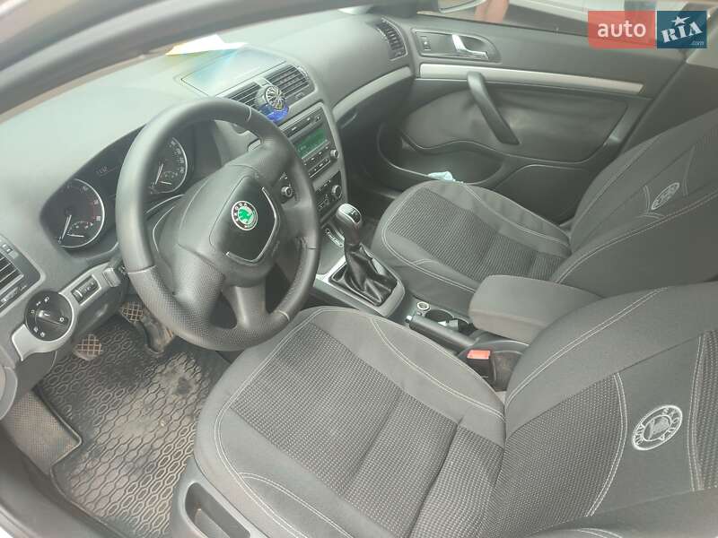 Лифтбек Skoda Octavia 2011 в Кривом Роге фото 15 Лифтбек Skoda Octavia 2011 в Кривом Роге