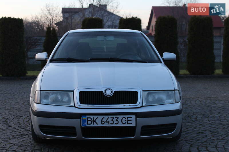 Ліфтбек Skoda Octavia 2004 в Жовкві фото 2 Ліфтбек Skoda Octavia 2004 в Жовкві