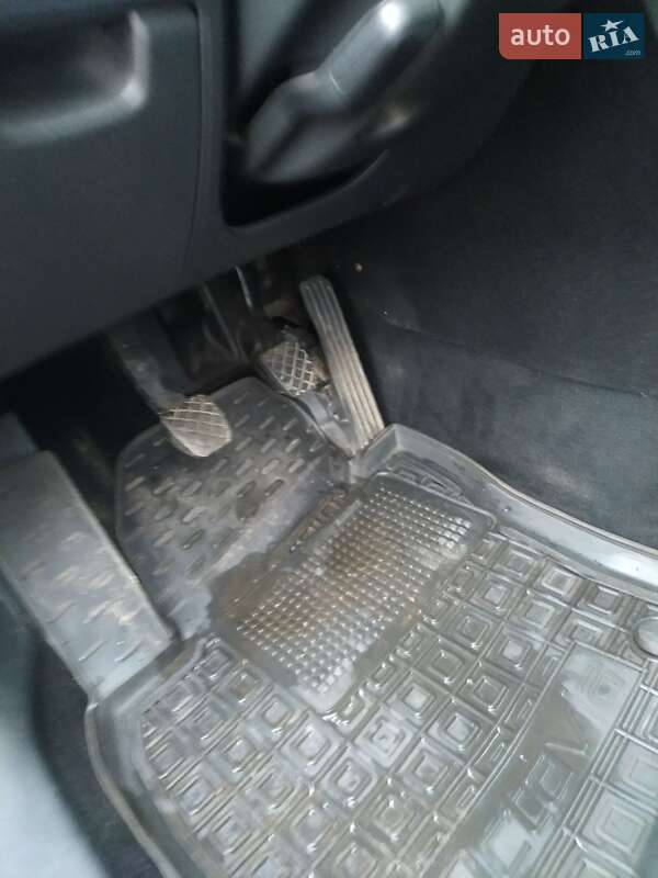 Универсал Skoda Octavia 2011 в Чернигове фото 19 Универсал Skoda Octavia 2011 в Чернигове