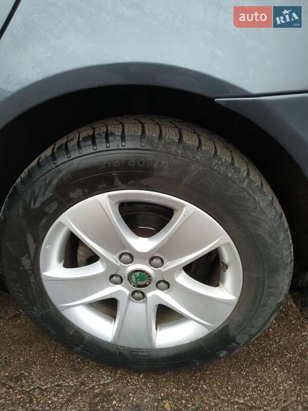 Универсал Skoda Octavia 2011 в Чернигове фото 28 Универсал Skoda Octavia 2011 в Чернигове