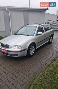 Универсал Skoda Octavia 2005 в Луцке