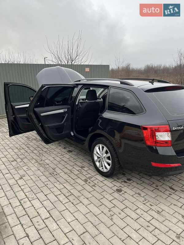 Универсал Skoda Octavia 2015 в Радехове