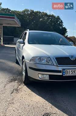 Универсал Skoda Octavia 2008 в Полтаве