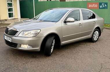 Ліфтбек Skoda Octavia 2010 в Бучі