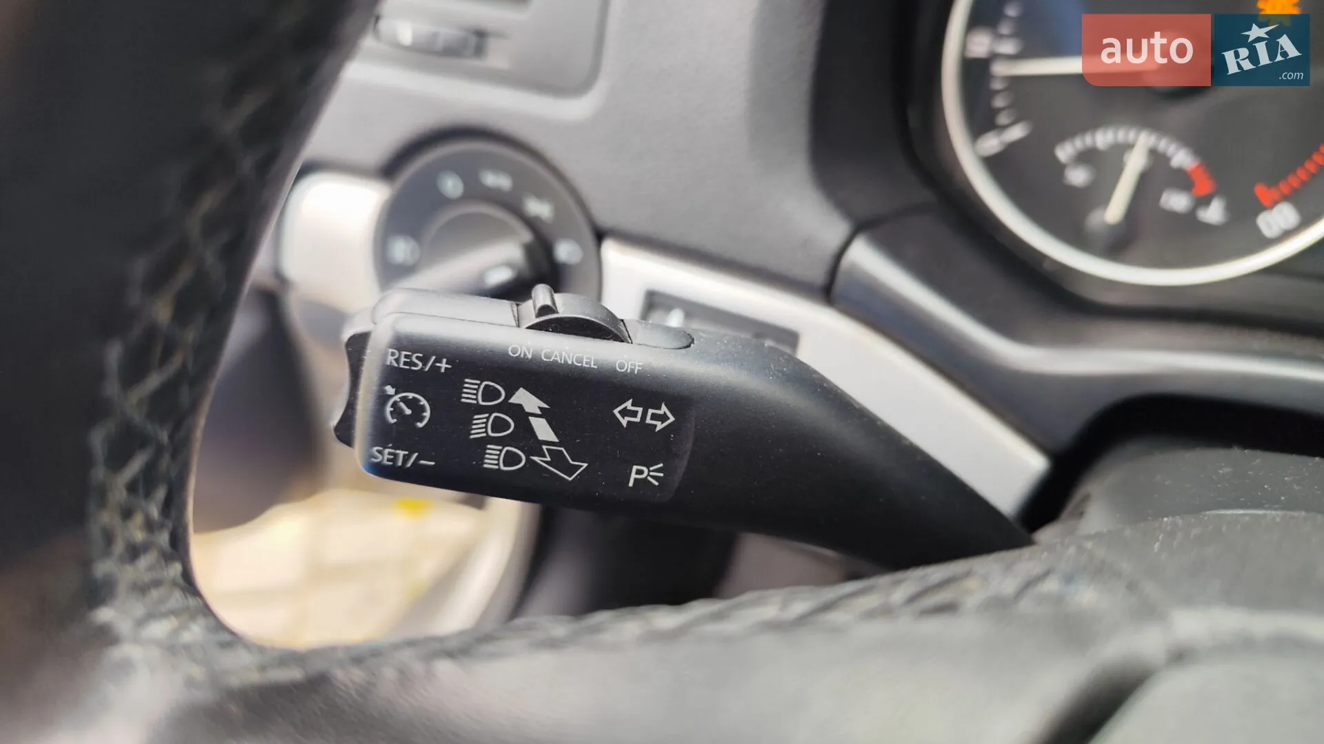 2010 Skoda Octavia - мініатюра 28