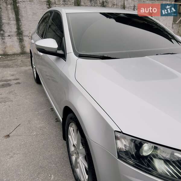 Лифтбек Skoda Octavia 2015 в Ужгороде фото 9 Лифтбек Skoda Octavia 2015 в Ужгороде