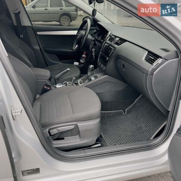 Лифтбек Skoda Octavia 2015 в Ужгороде фото 12 Лифтбек Skoda Octavia 2015 в Ужгороде