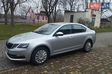Ліфтбек Skoda Octavia 2019 в Мукачевому
