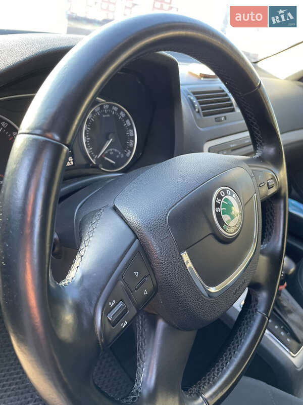 Универсал Skoda Octavia 2009 в Звягеле фото 16 Универсал Skoda Octavia 2009 в Звягеле