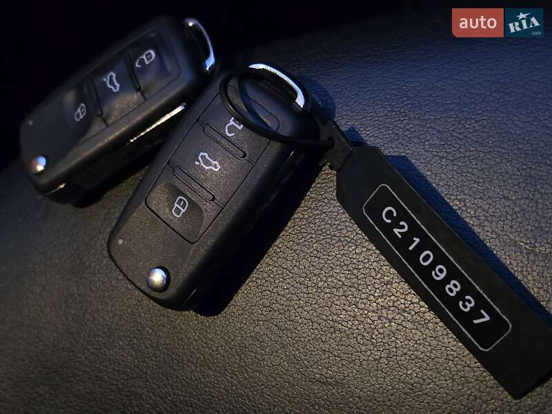 Лифтбек Skoda Octavia 2012 в Полтаве фото 78 Лифтбек Skoda Octavia 2012 в Полтаве