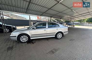 Лифтбек Skoda Octavia 2004 в Ахтырке
