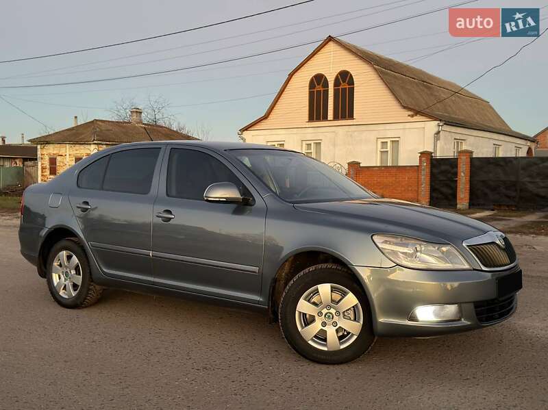 Skoda Octavia 2012 Skoda Octavia 2012