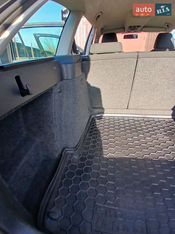 Универсал Skoda Octavia 2009 в Чернигове