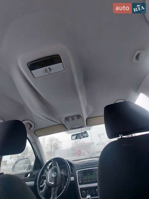 Универсал Skoda Octavia 2010 в Чернигове