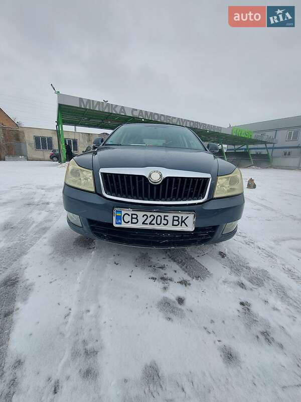 Универсал Skoda Octavia 2010 в Чернигове