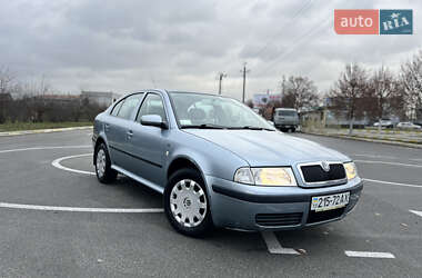 Лифтбек Skoda Octavia 2003 в Бородянке