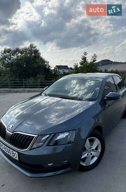 Лифтбек Skoda Octavia 2018 в Иршаве