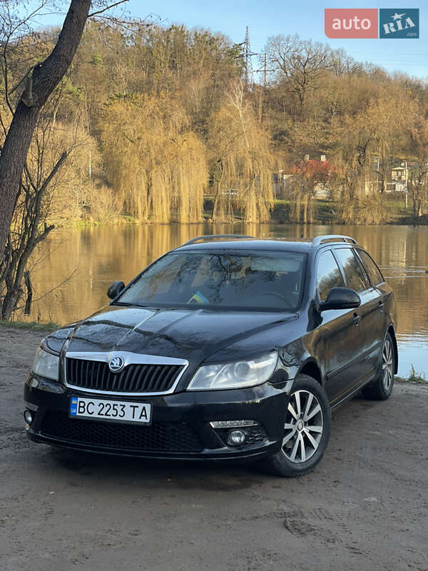 Skoda Octavia 2011 Skoda Octavia 2011