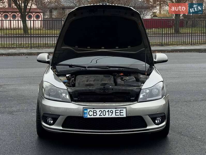 Лифтбек Skoda Octavia 2010 в Чернигове