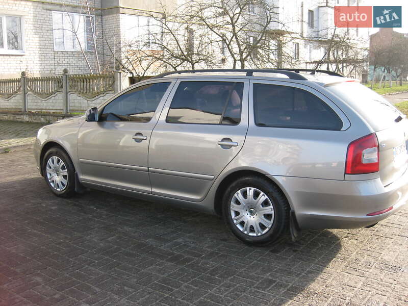 Skoda Octavia 2012 Skoda Octavia 2012