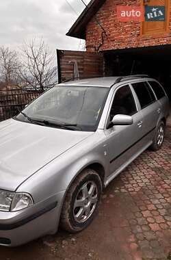 Универсал Skoda Octavia 2003 в Бережанах