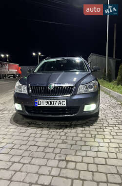 Универсал Skoda Octavia 2010 в Винниках