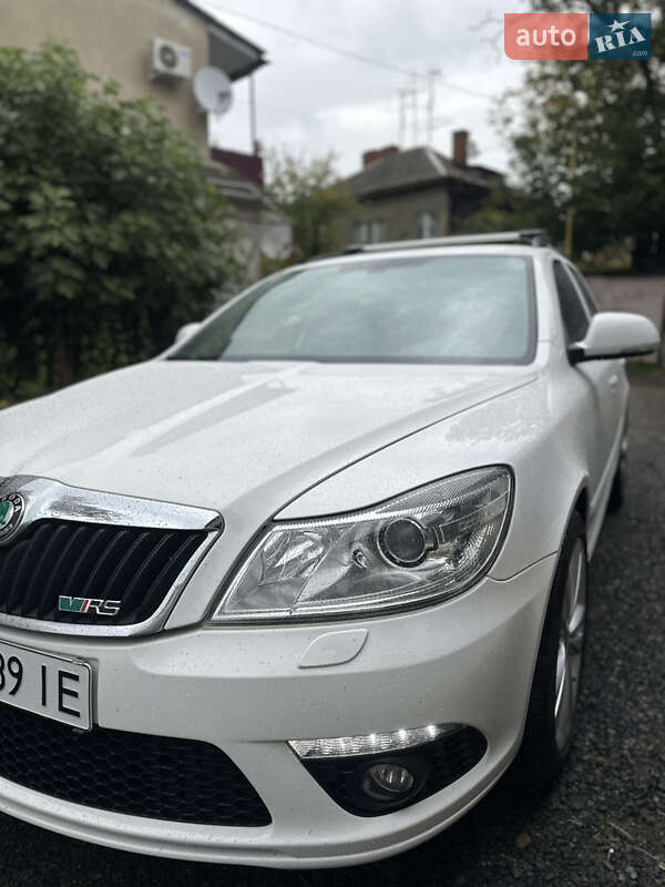 Универсал Skoda Octavia 2011 в Ужгороде