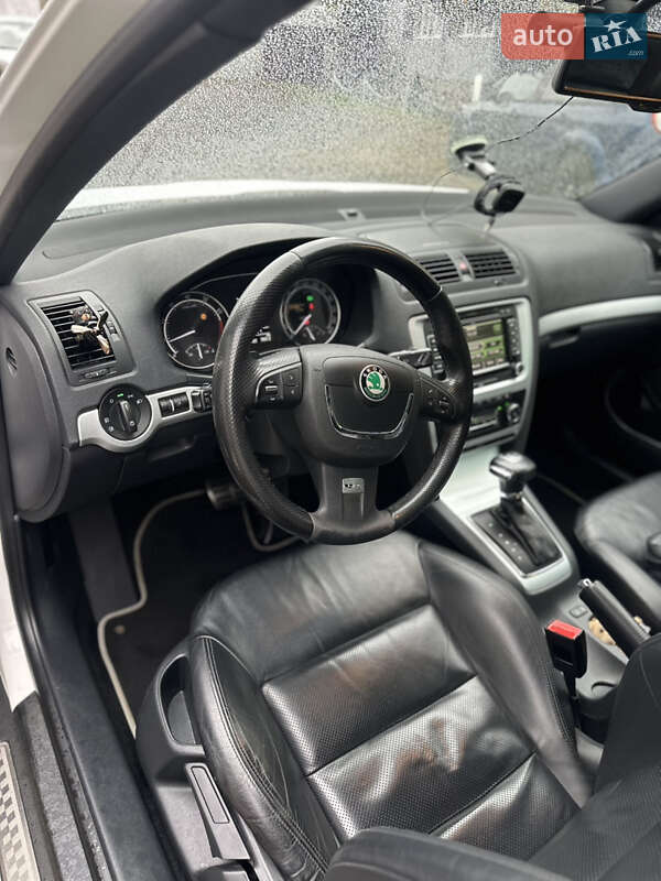 Универсал Skoda Octavia 2011 в Ужгороде