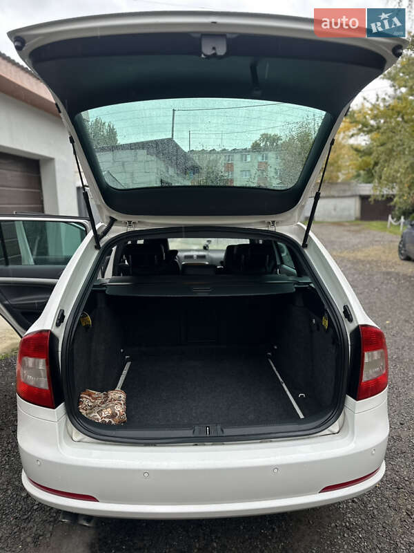 Универсал Skoda Octavia 2011 в Ужгороде