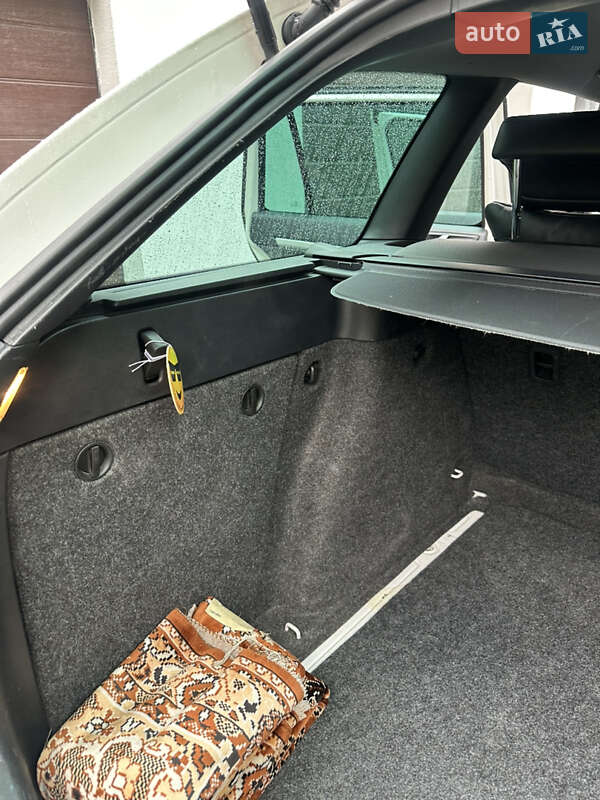 Универсал Skoda Octavia 2011 в Ужгороде