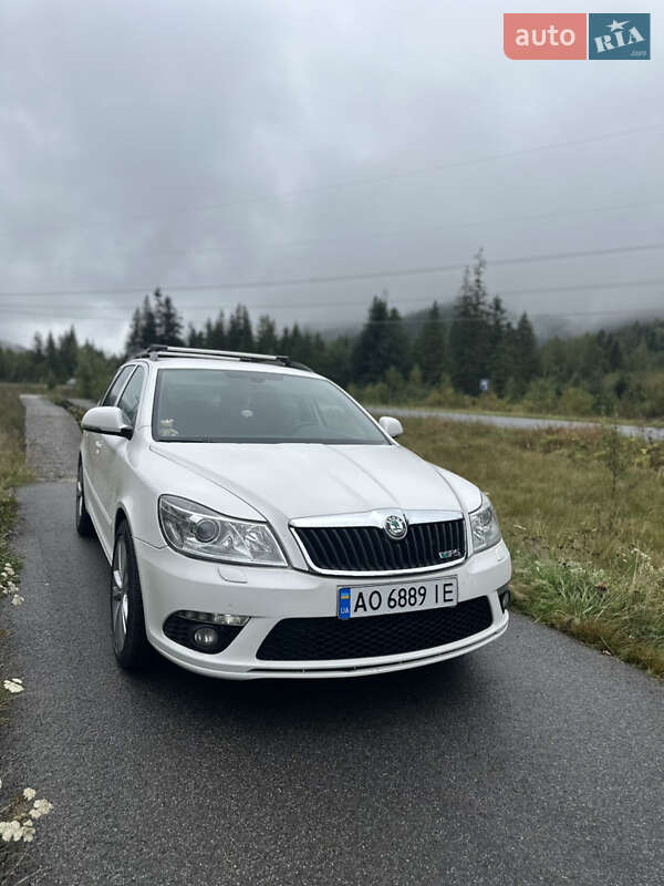 Универсал Skoda Octavia 2011 в Ужгороде