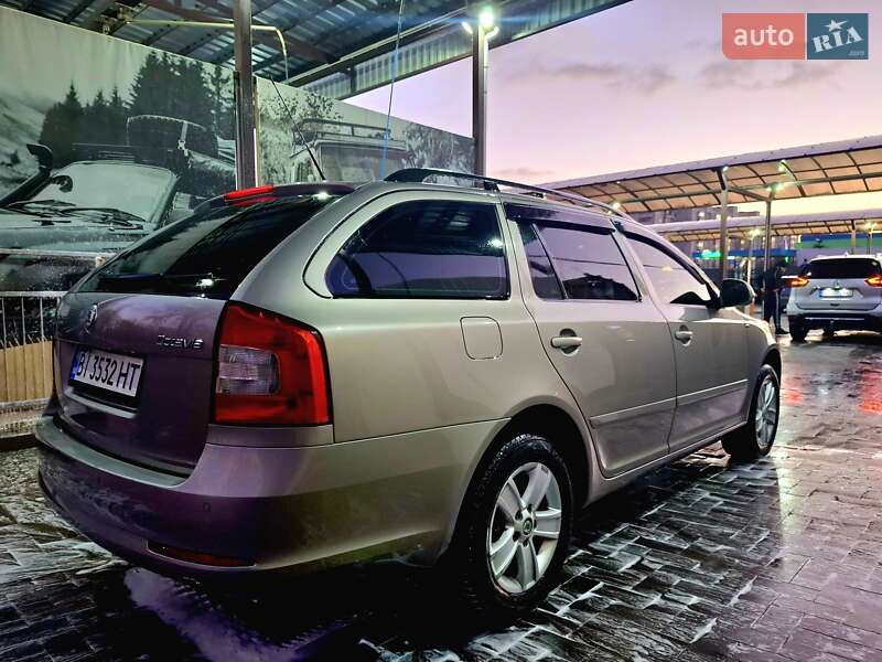 Універсал Skoda Octavia 2010 в Кременчуці