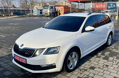 Універсал Skoda Octavia 2017 в Виноградові