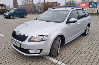 Универсал Skoda Octavia 2016 в Нововолынске