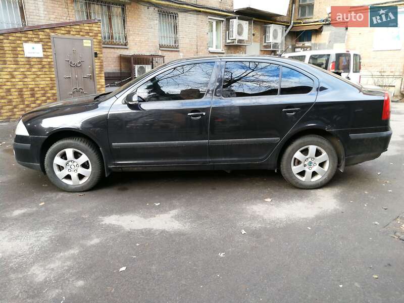 Лифтбек Skoda Octavia 2008 в Киеве