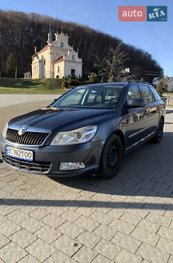 Універсал Skoda Octavia 2011 в Винниках