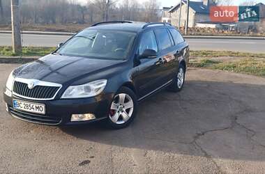 Універсал Skoda Octavia 2011 в Дрогобичі