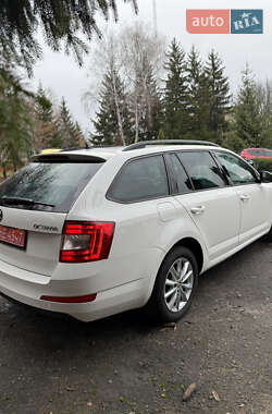 Універсал Skoda Octavia 2014 в Великій Багачці