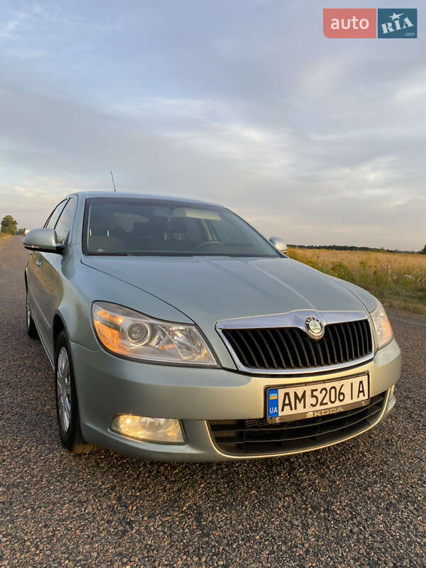 Ліфтбек Skoda Octavia 2010 в Овручі
