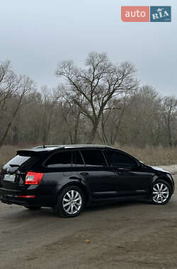 Универсал Skoda Octavia 2014 в Чернигове