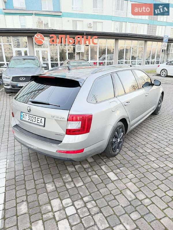 Універсал Skoda Octavia 2015 в Калуші