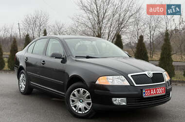 Лифтбек Skoda Octavia 2005 в Березане